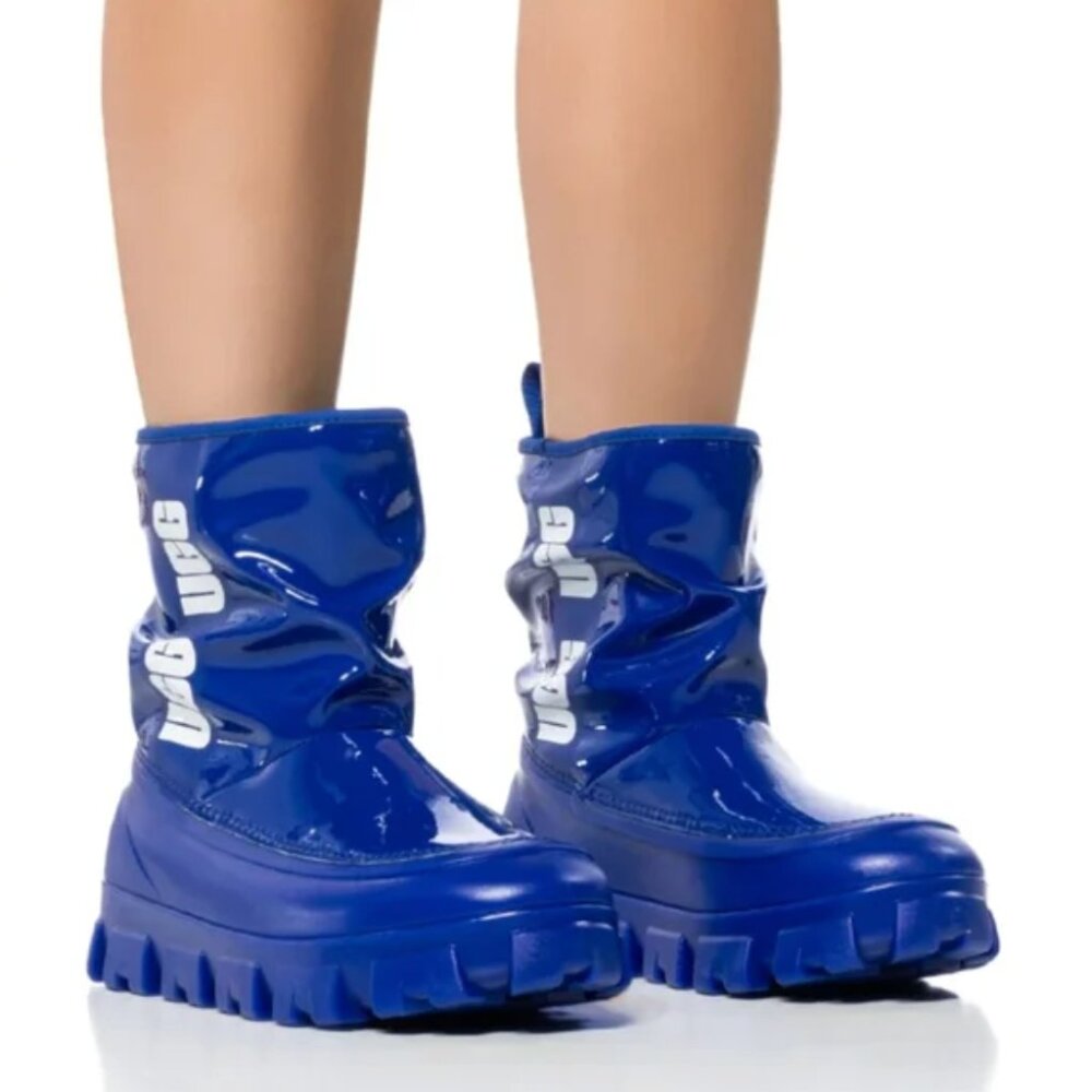 UGG Women's Classic Brellah Mini in Blue Size 7